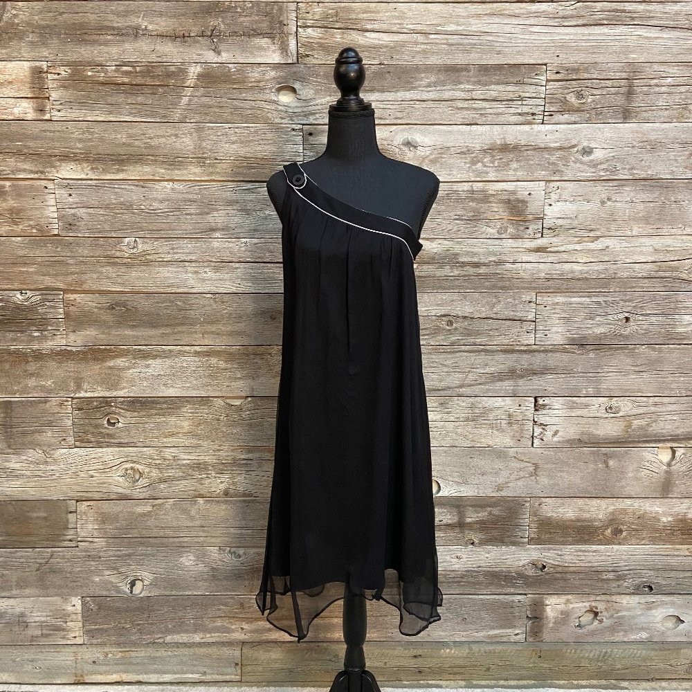 Black and White One Shoulder Dress
